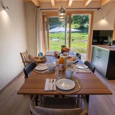 Chalet Chebi Wifi Parking Prive Meribel